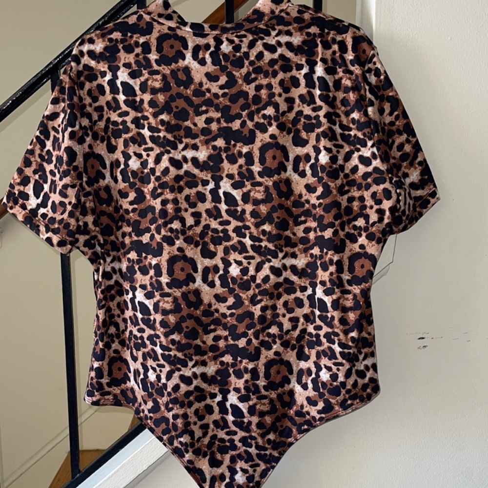 Mock neck leopard bodysuit.